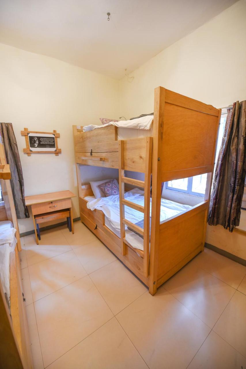Nyumba 591 Hotel Кампала Екстериор снимка