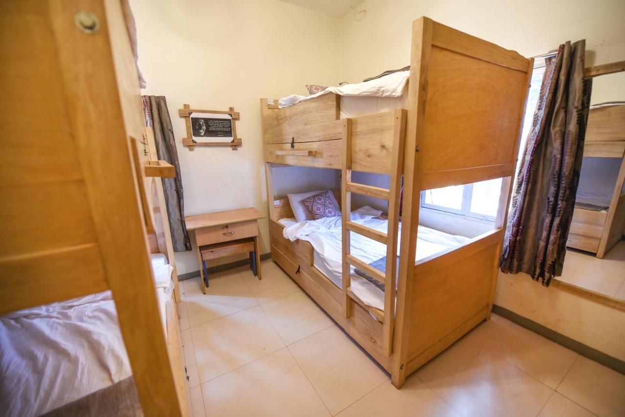 Nyumba 591 Hotel Кампала Екстериор снимка