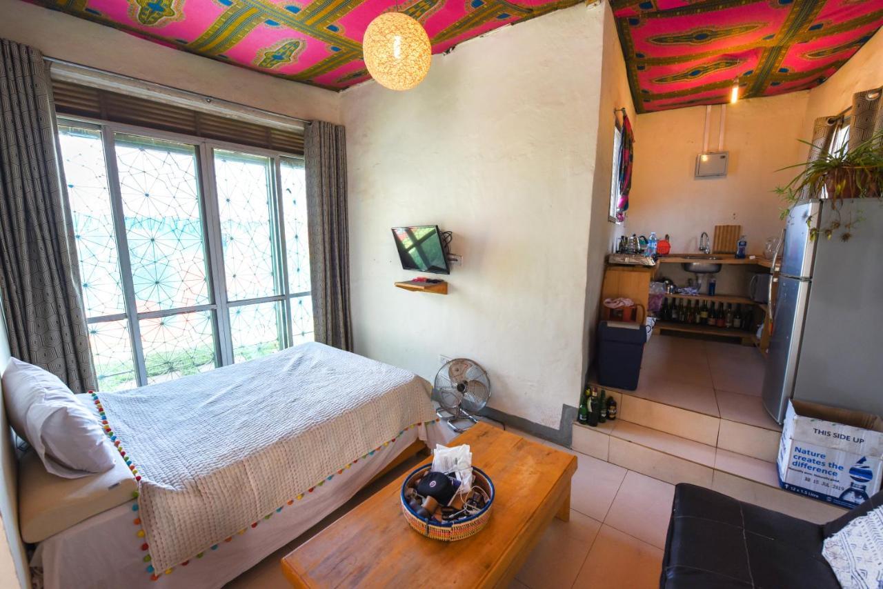 Nyumba 591 Hotel Кампала Екстериор снимка