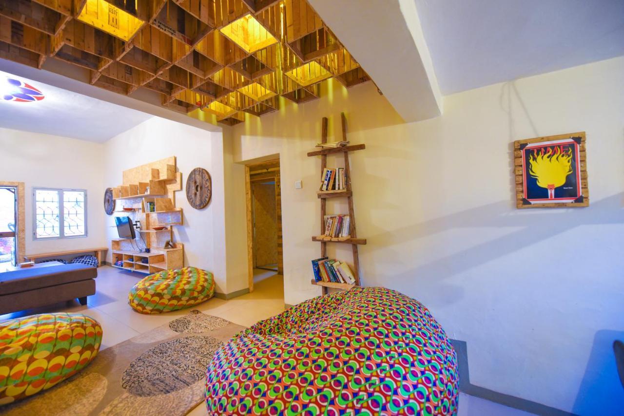 Nyumba 591 Hotel Кампала Екстериор снимка